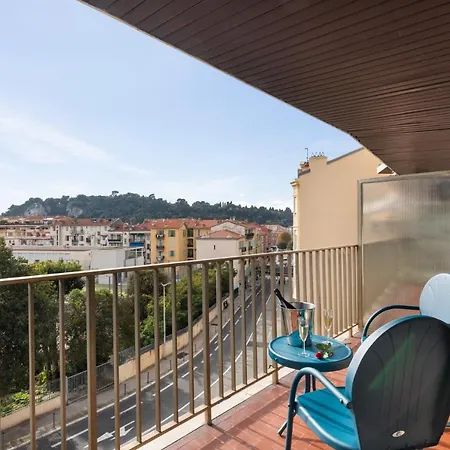 Blue Light Terrace - Port Nizza