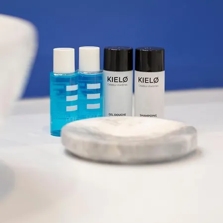 Blue Light Terrace - Port *