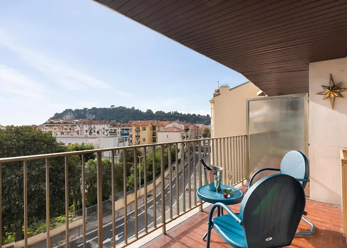 Blue Light Terrace - Port ניס